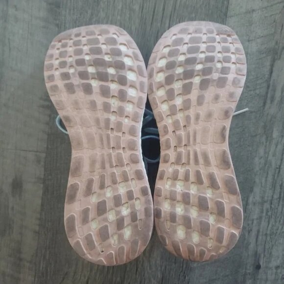 Adidas Light Blue and Pink/Peach Pureboost x Sneakers. - Picture 5 of 8